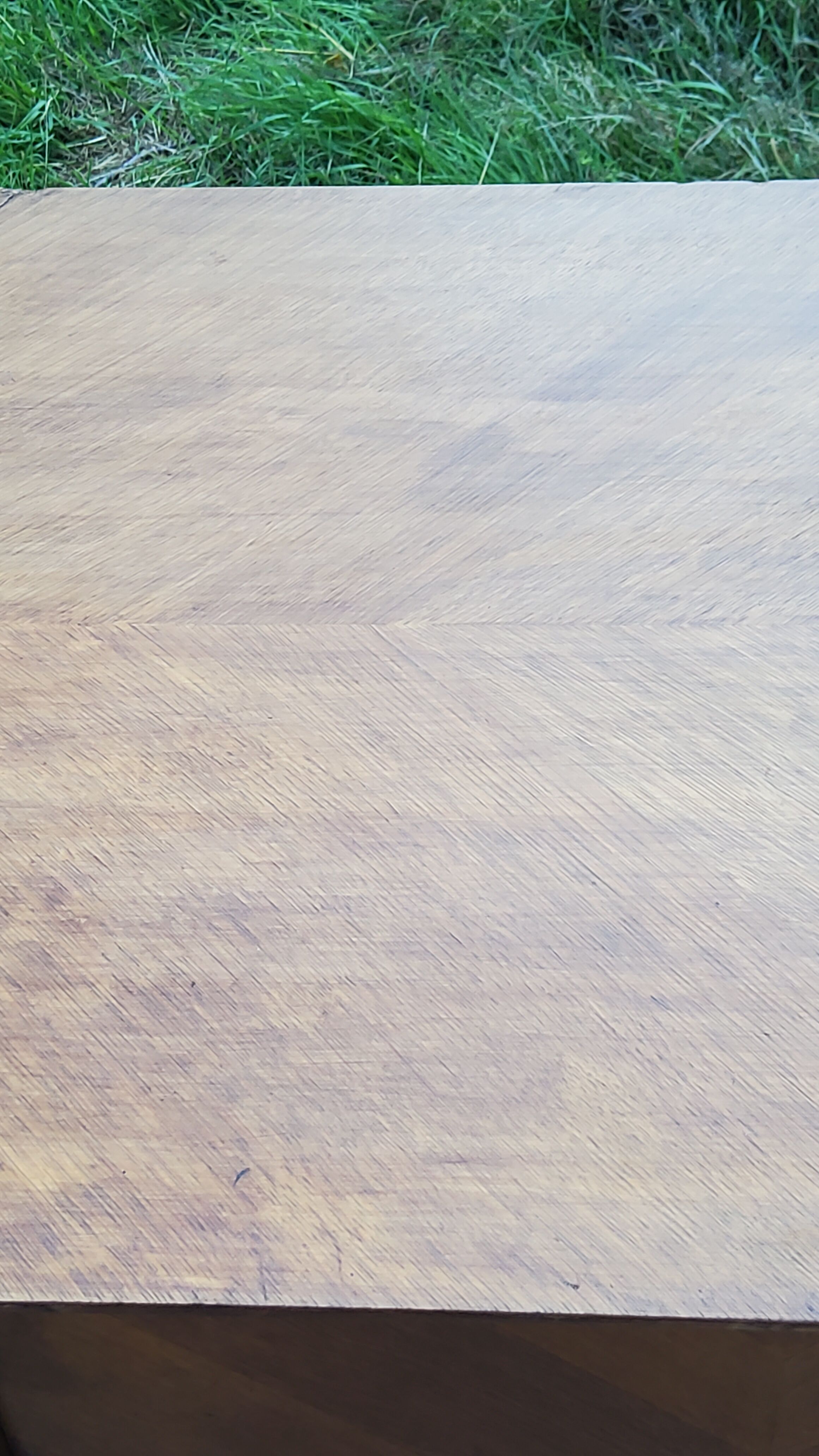 Vintage gold oak row feet compass from the 50s