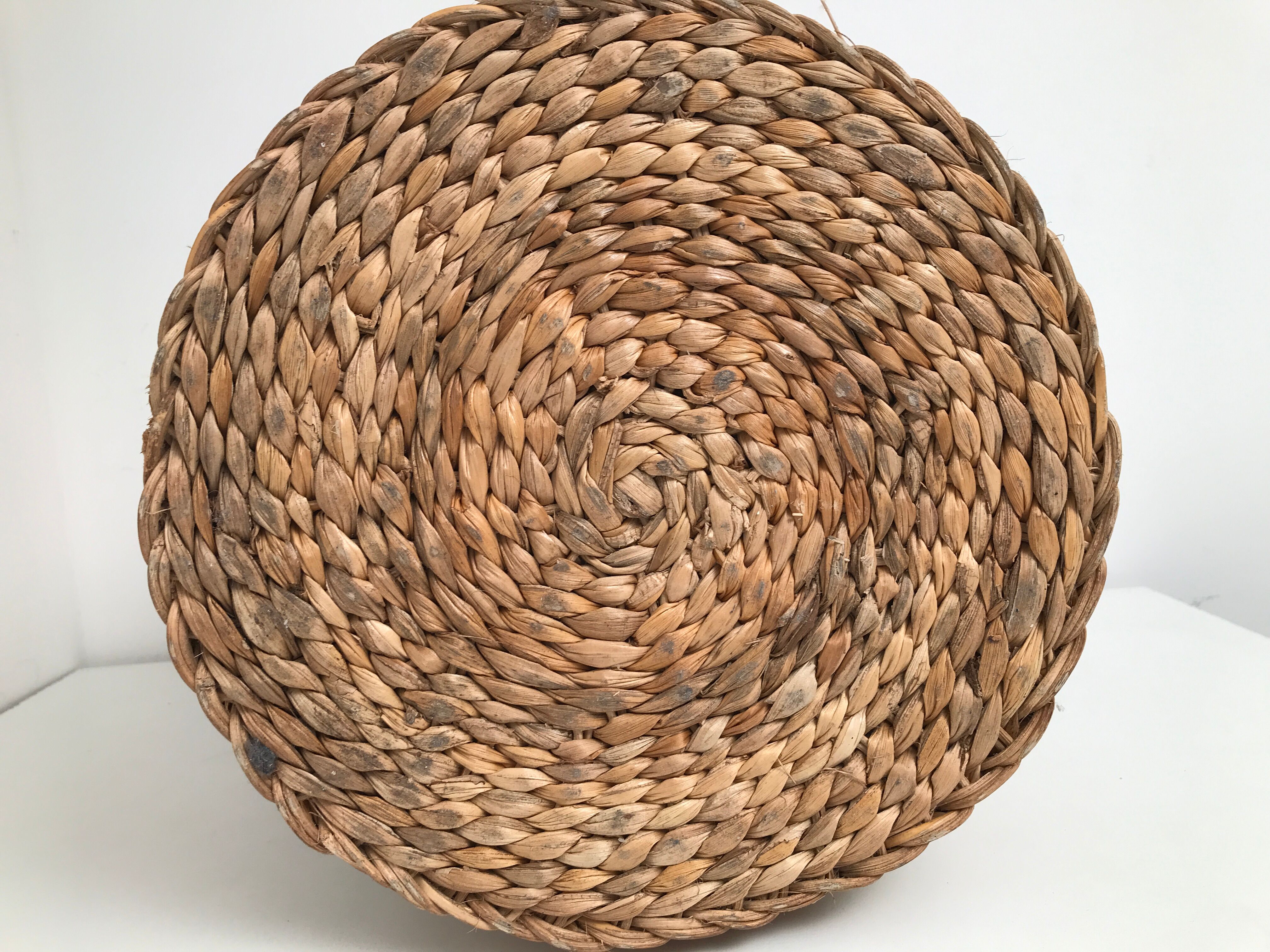 Woven wicker basket
