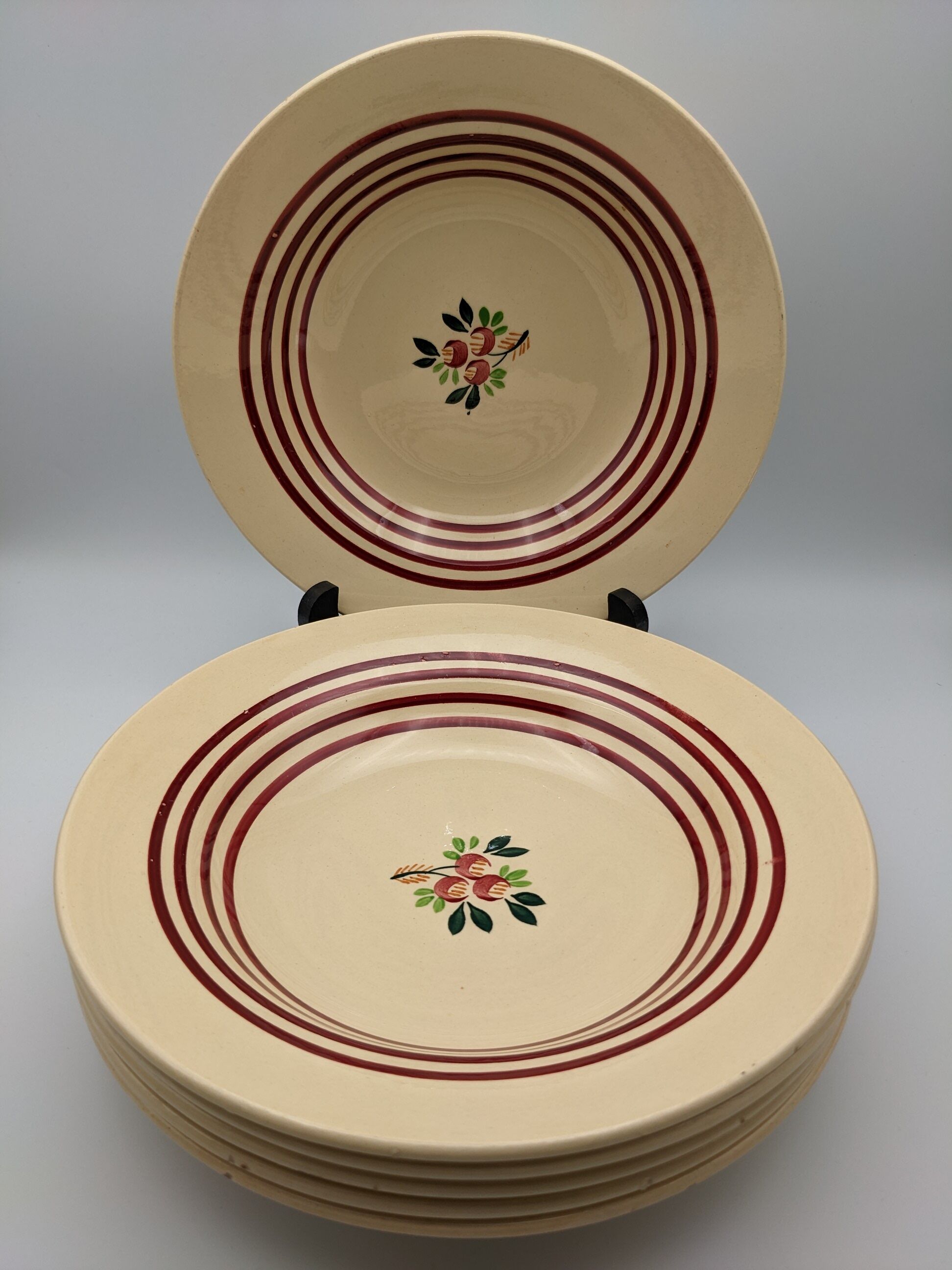 Lot of 6 hollow plates gien france beige color red border flower decoration