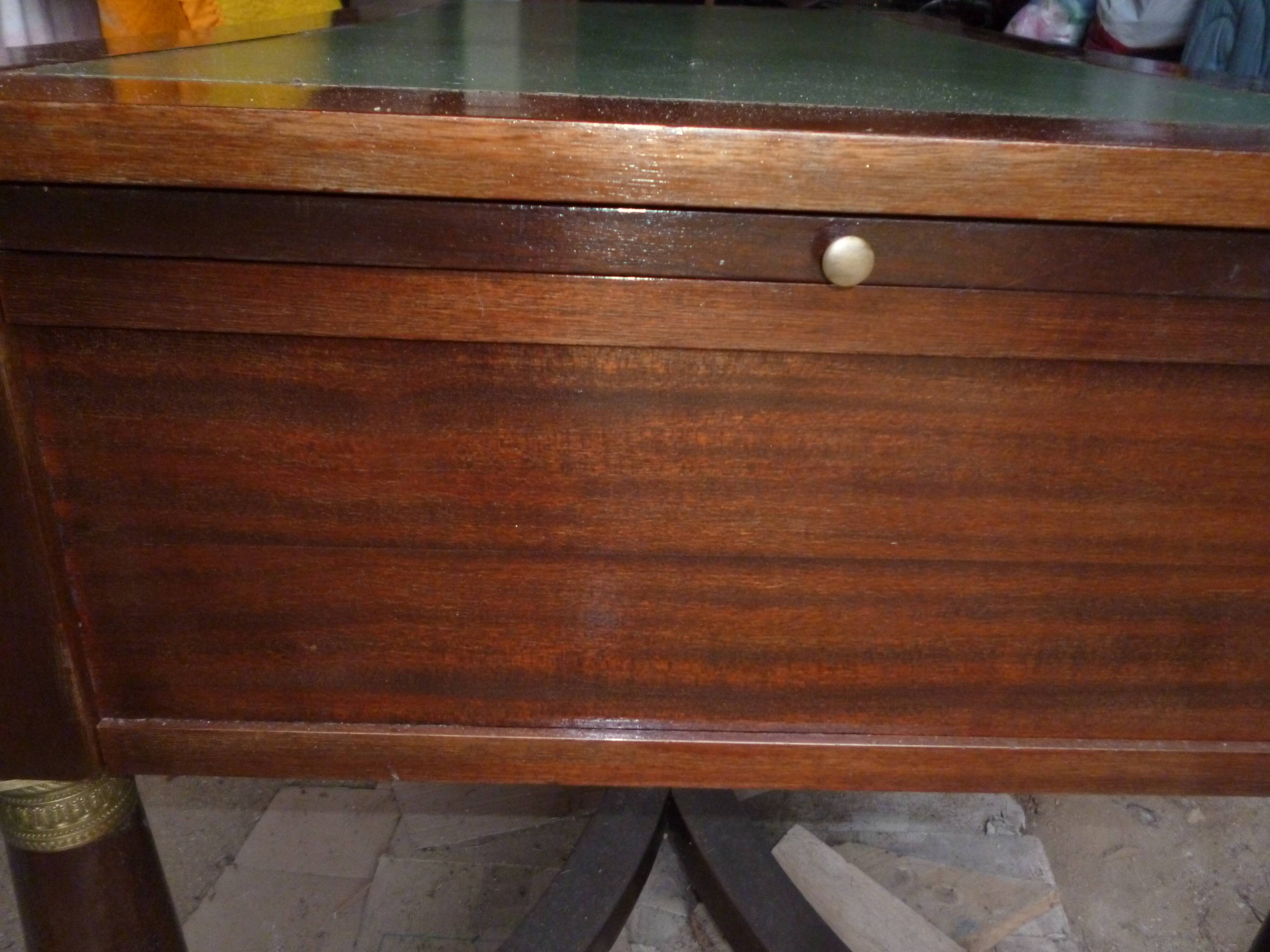 Bureau style empire à tirettes double face
