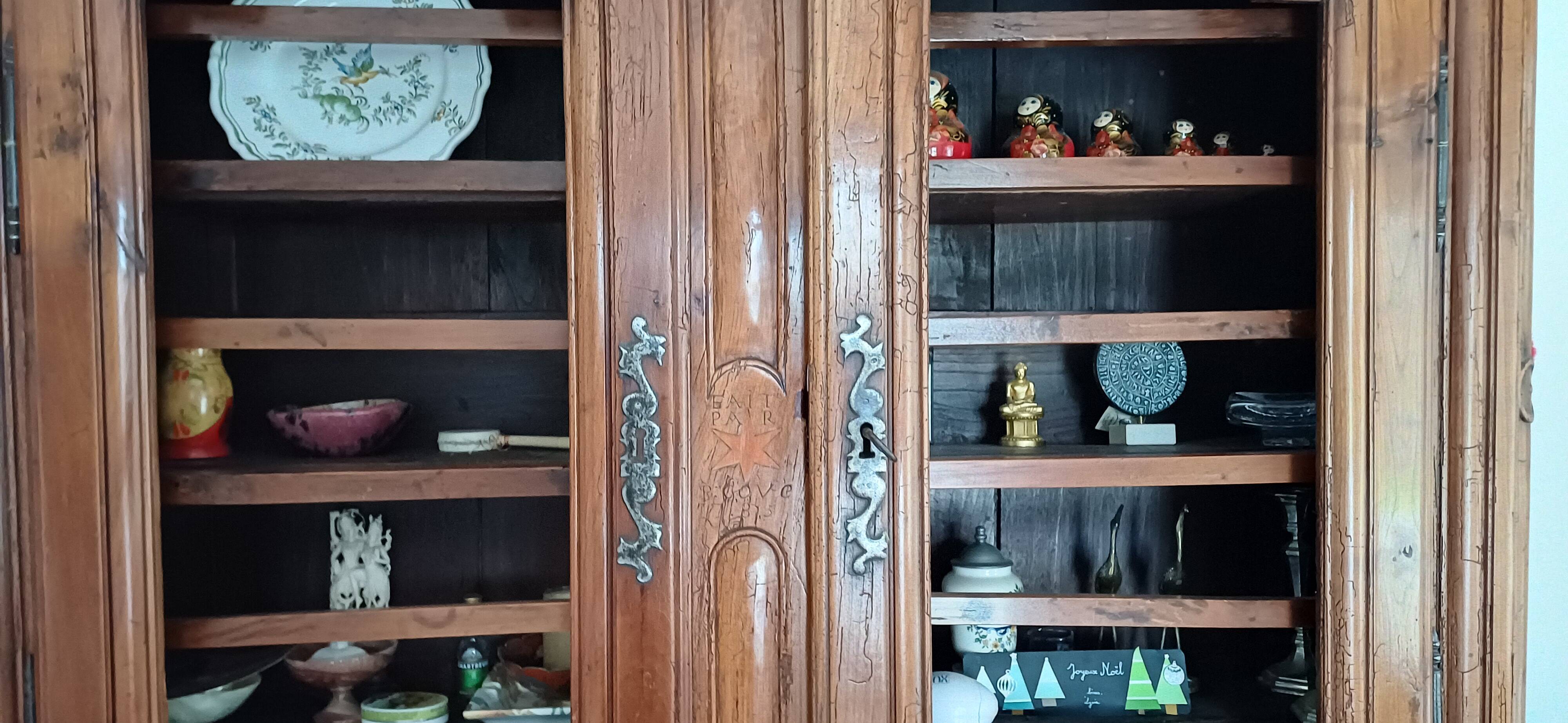 Antique sideboard 1785