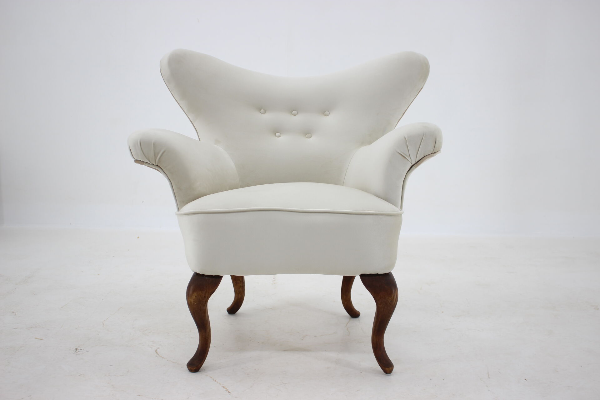 1900s antique curved armchair