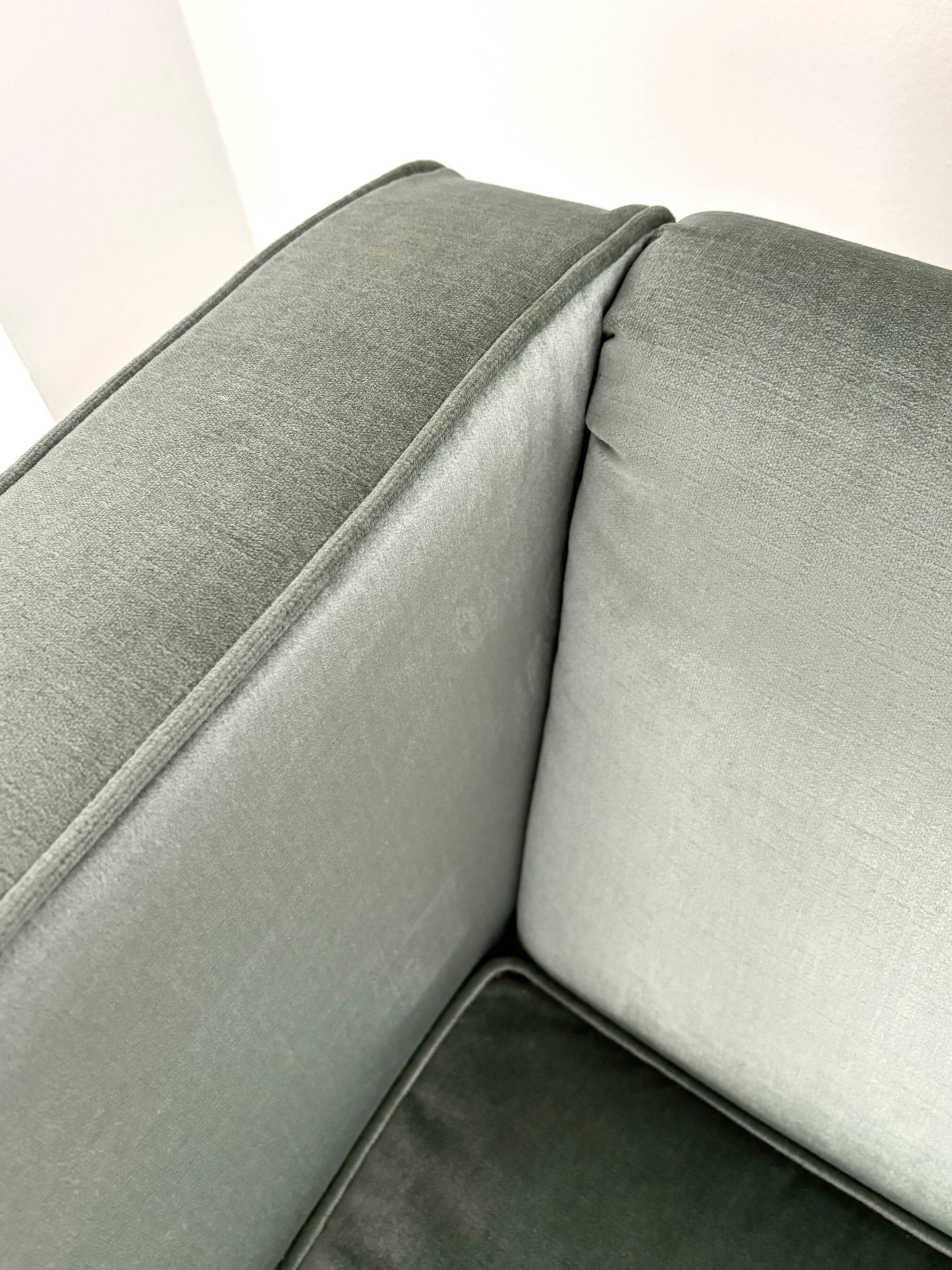 Canapé 2 places en velours Franco Albini pour Poggi, modèle DV33, Italie, années 1960.