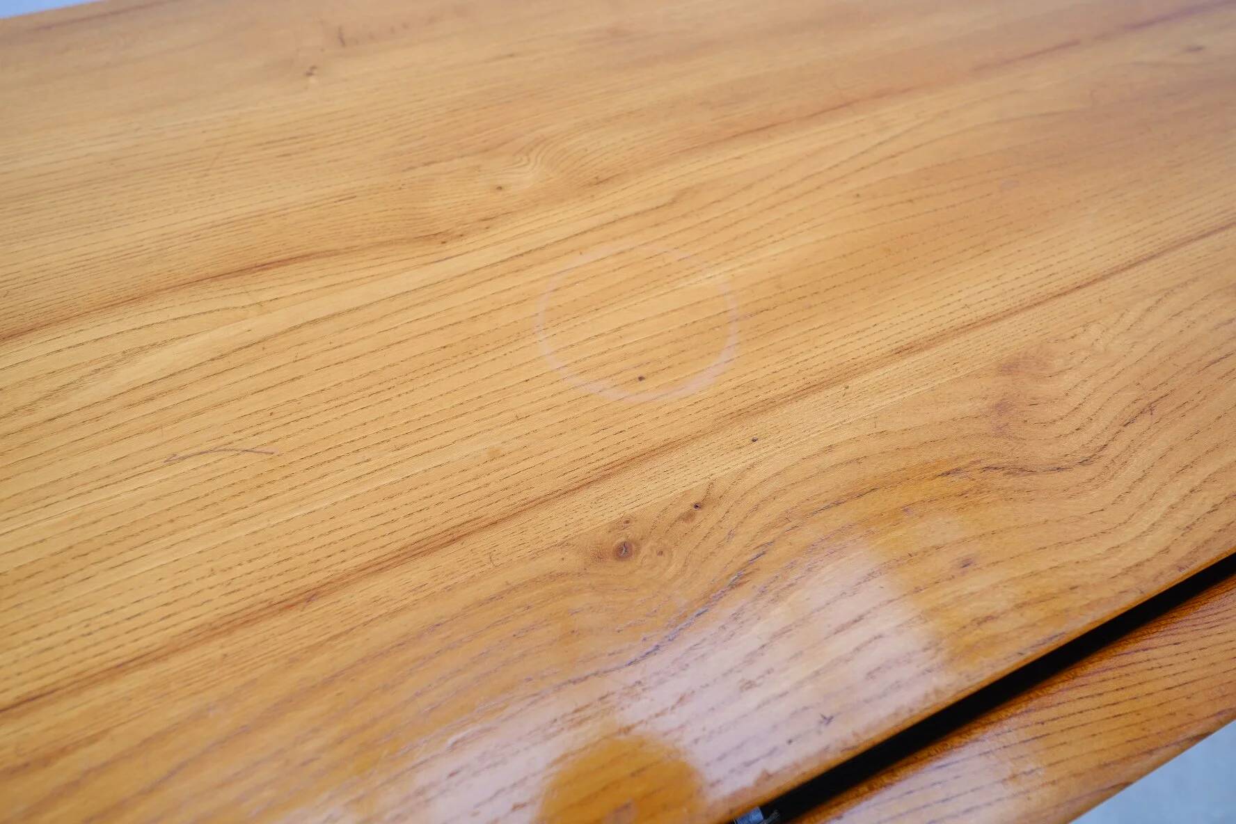 Enfilade Maison Regain en orme massif, France 1970