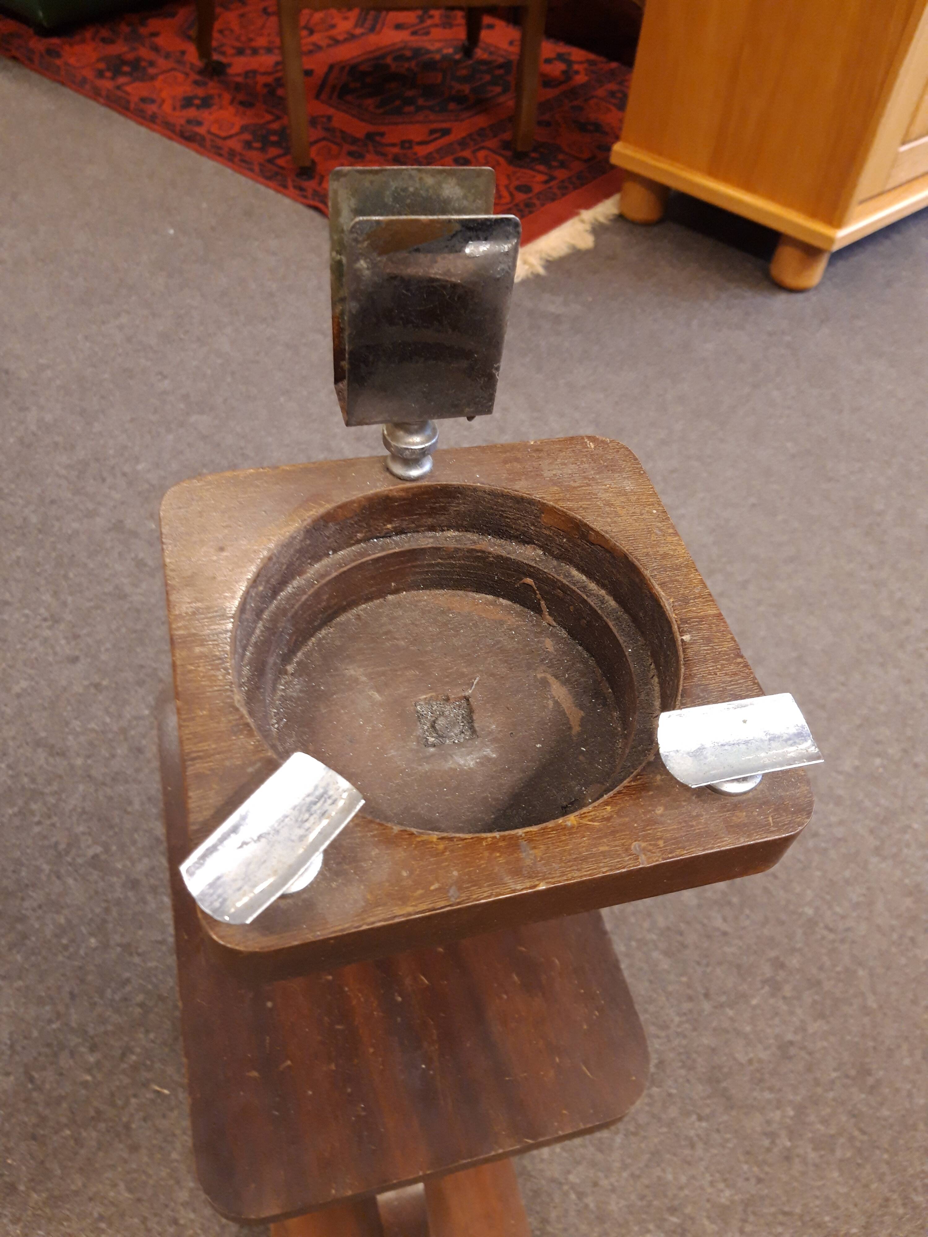 Cendrier sur pied art déco