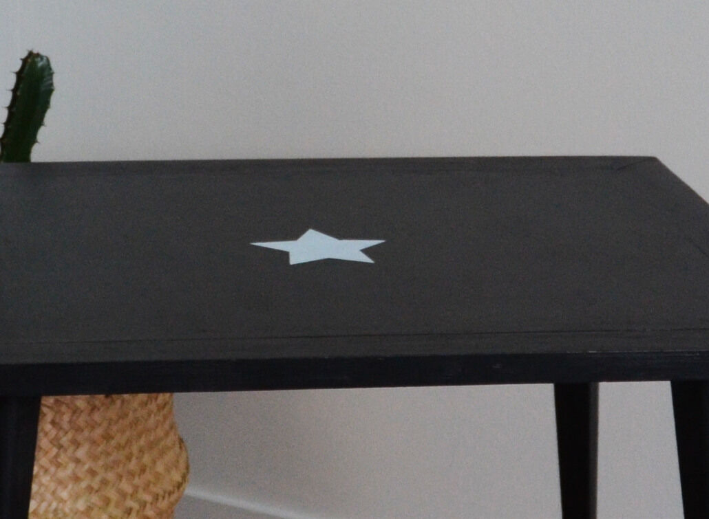 Table basse pieds compas