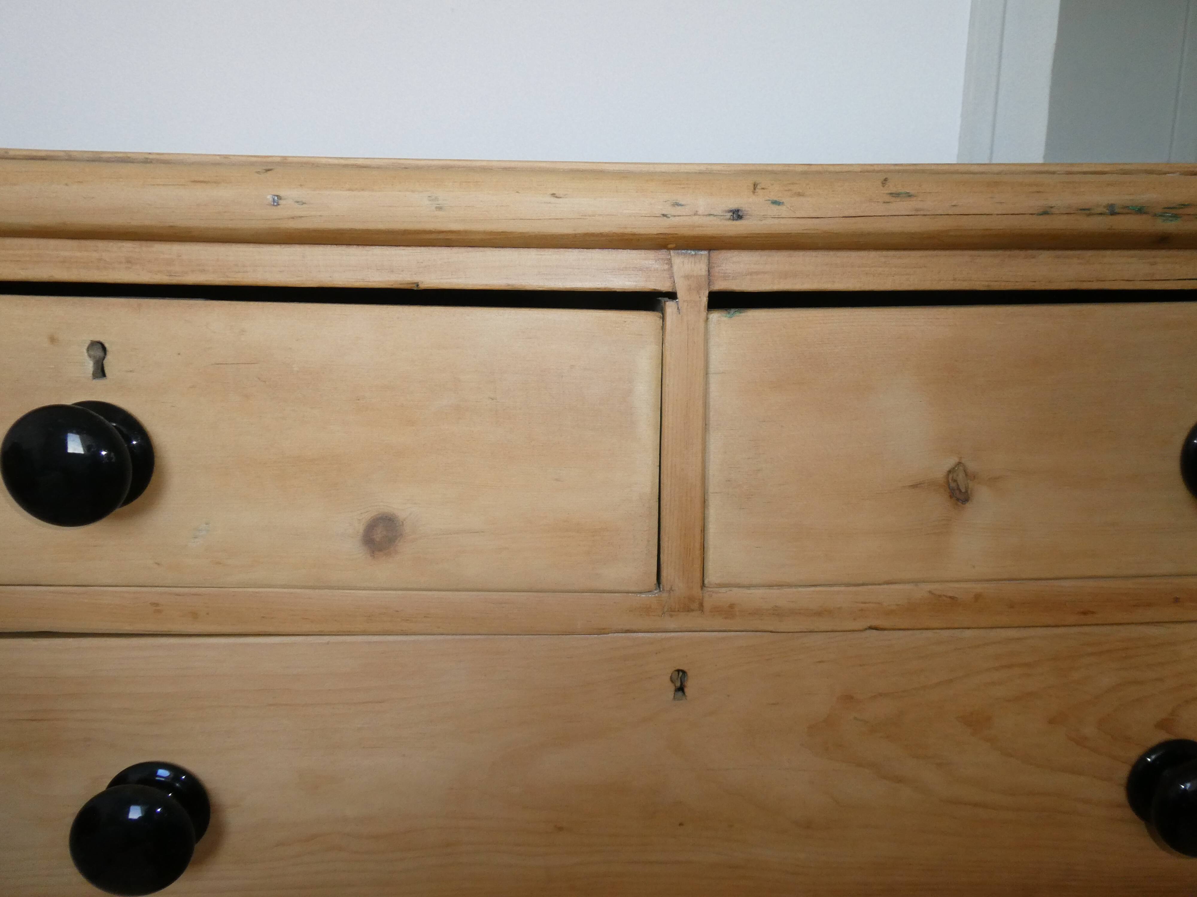 Commode anglaise de la fin du 19 ème siècle