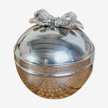 Round silver metal box with knot