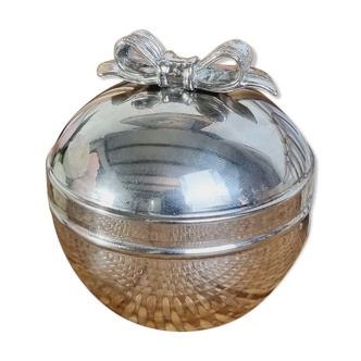 Round silver metal box with knot