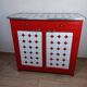Meuble de métier , buffet parisien en tôle émaillé rouge et blanc