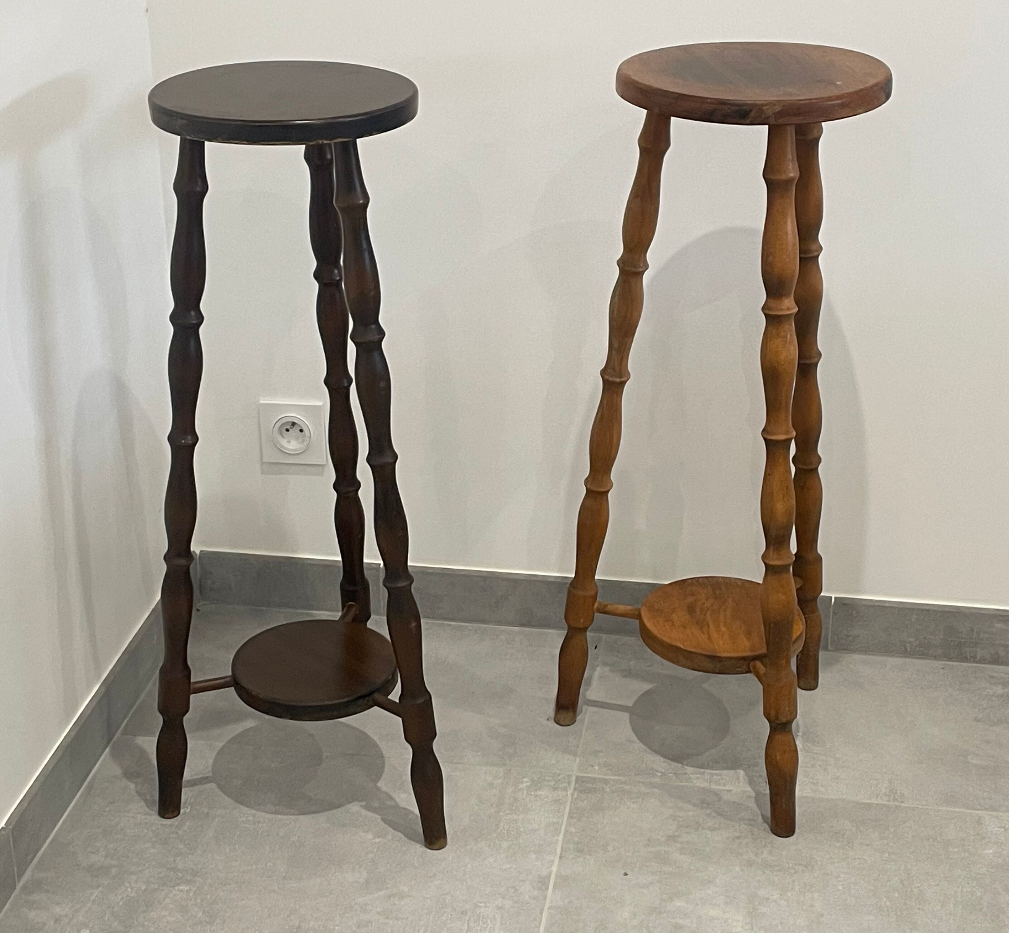 Bar stool, tripod