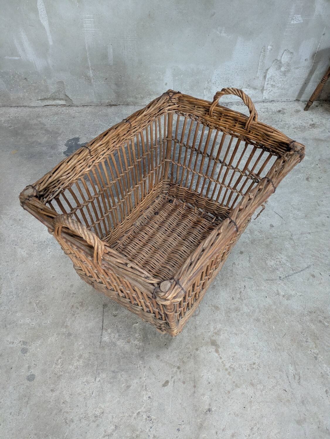 Large laundry basket