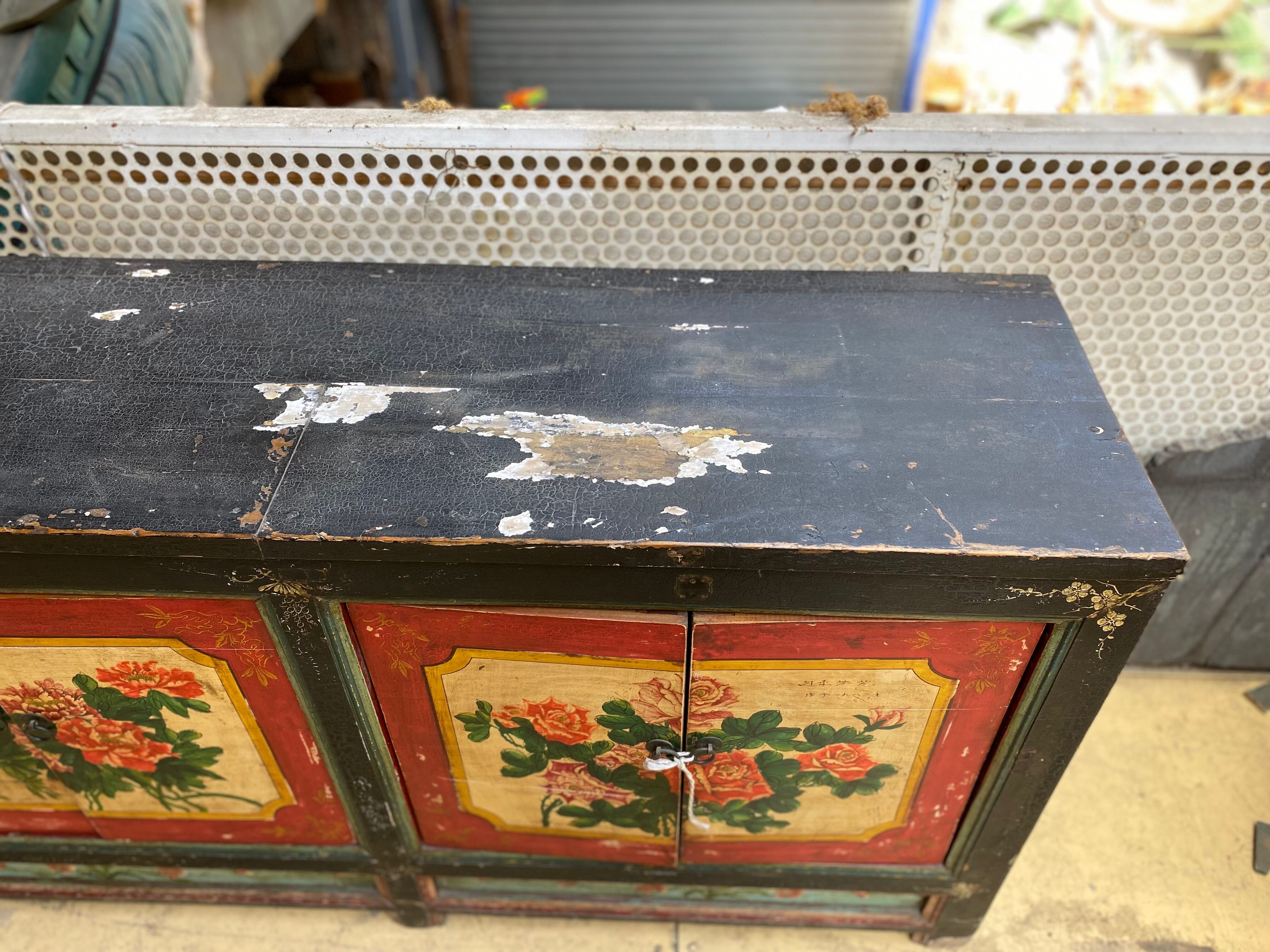 Coffre storage patinated wood Mongole late 19th
