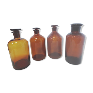 Lot de 4 flacons de pharmacie