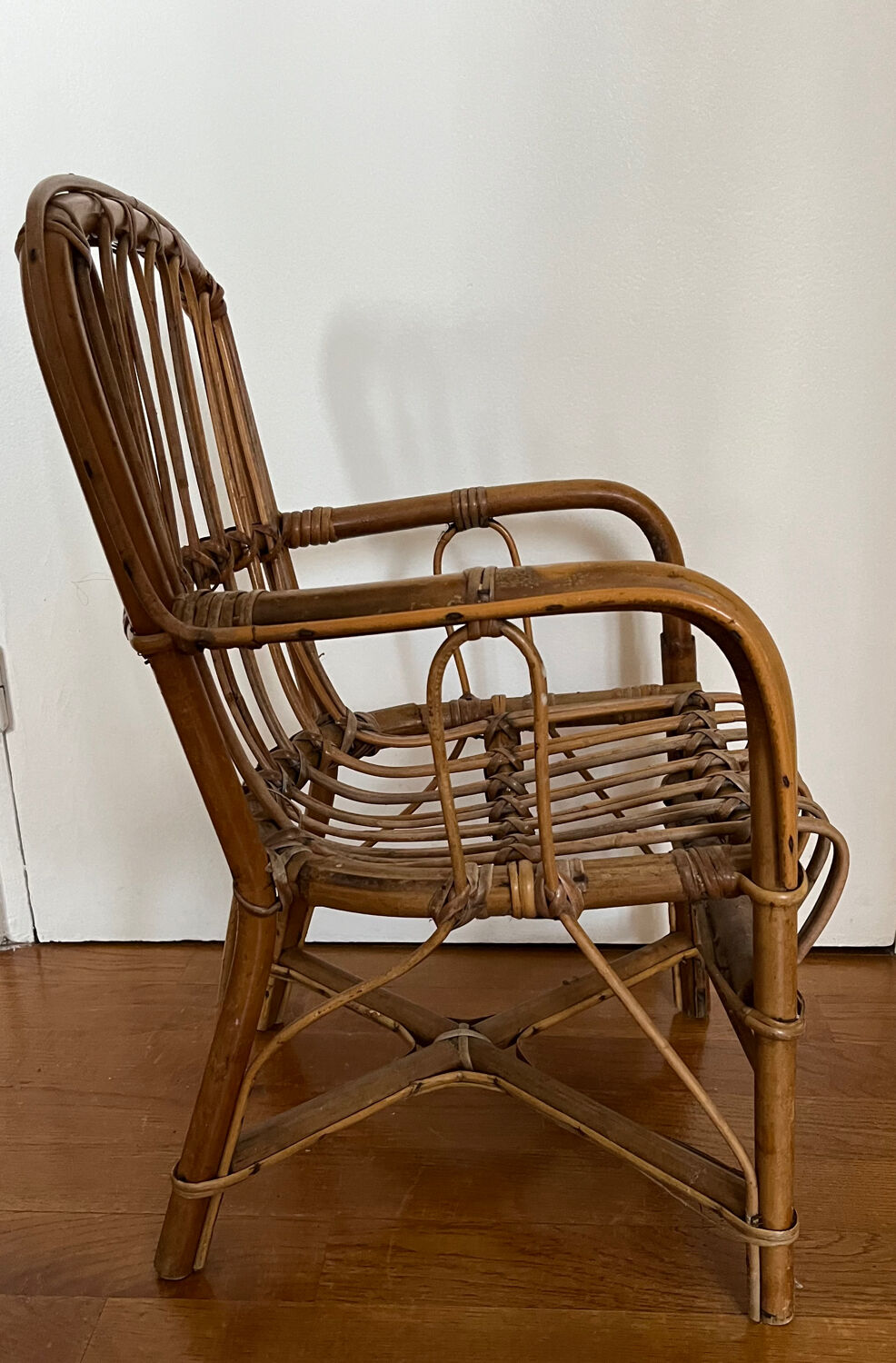 Fauteuil d’enfant en rotin