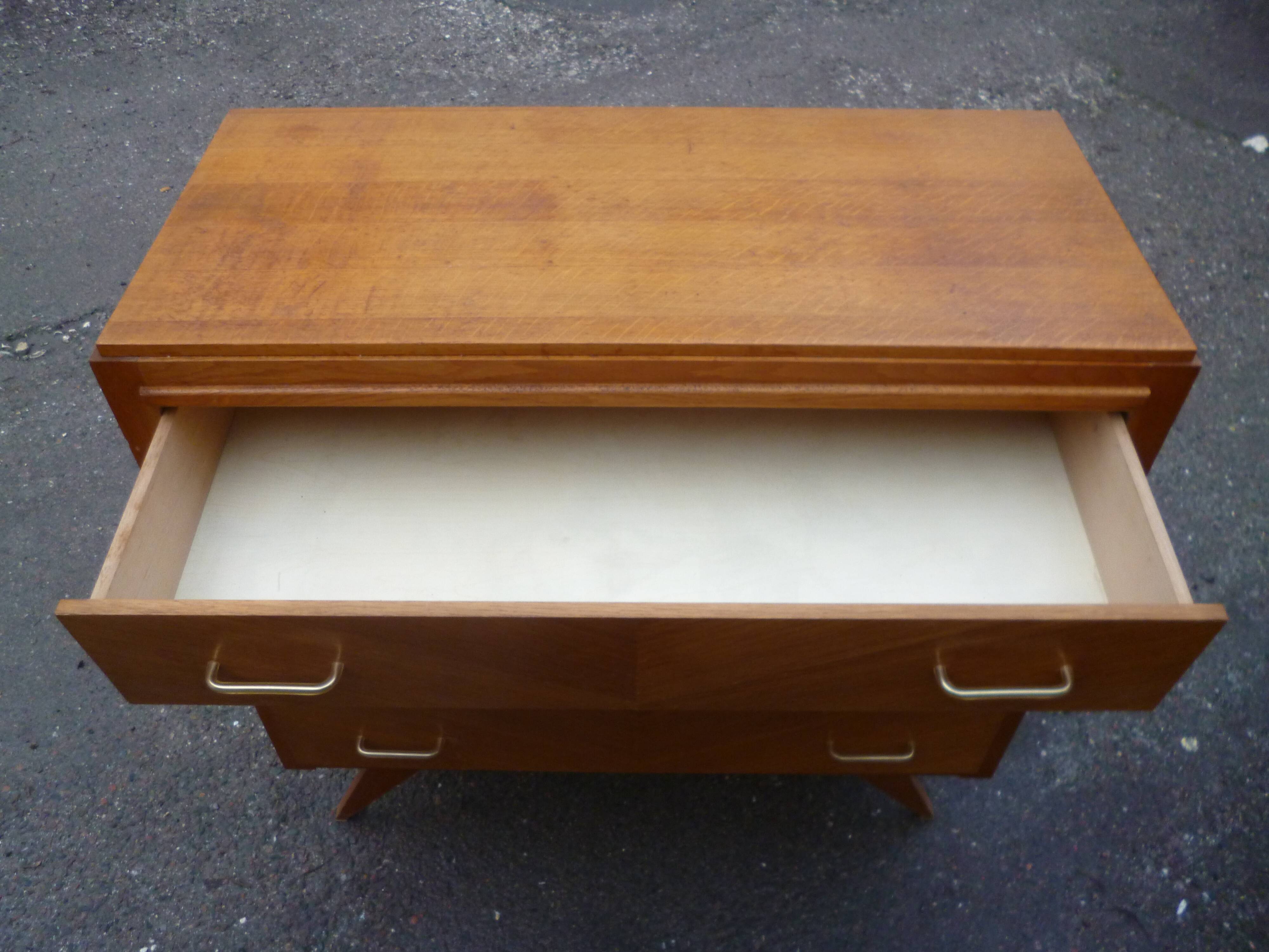 Dresser year 60/70