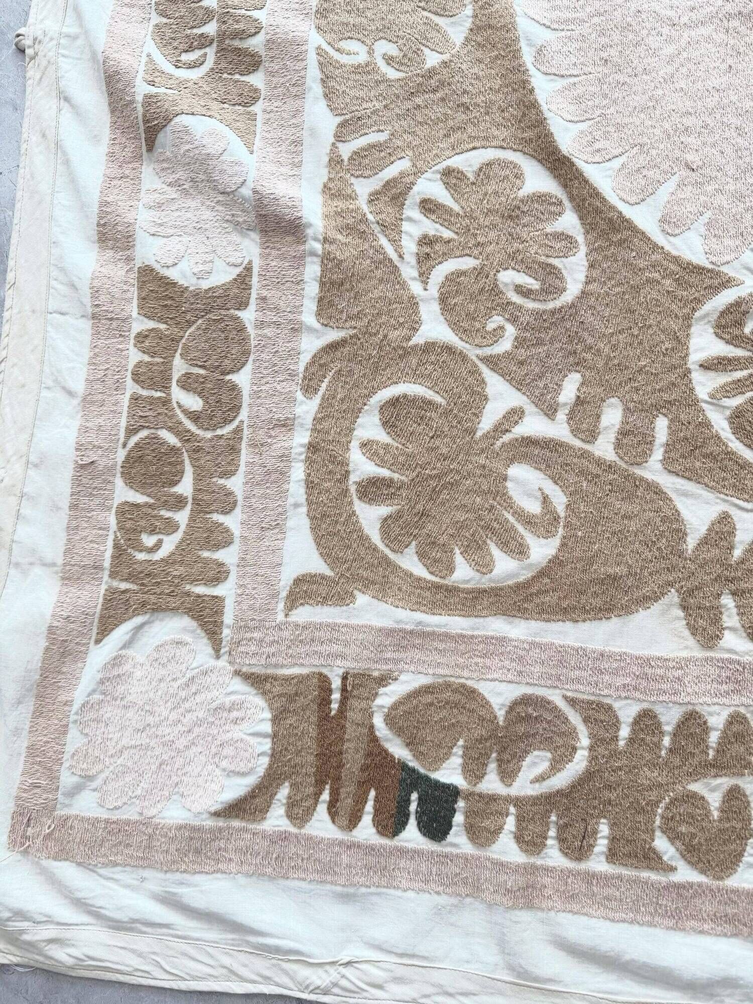 Vintage hand-embroidered tribal tapestry 124x135 cm