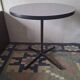 Table bistro / table d'appoint circulaire Eames Vitra Miller avec base contract, années 1960