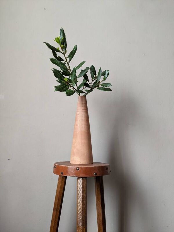 Vase soliflore contemporain artisanal argile terre cuite slow décoration