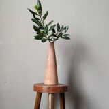 Contemporary handmade single-flower vase, clay, terracotta, slow decoration