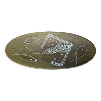 Oval fish dish