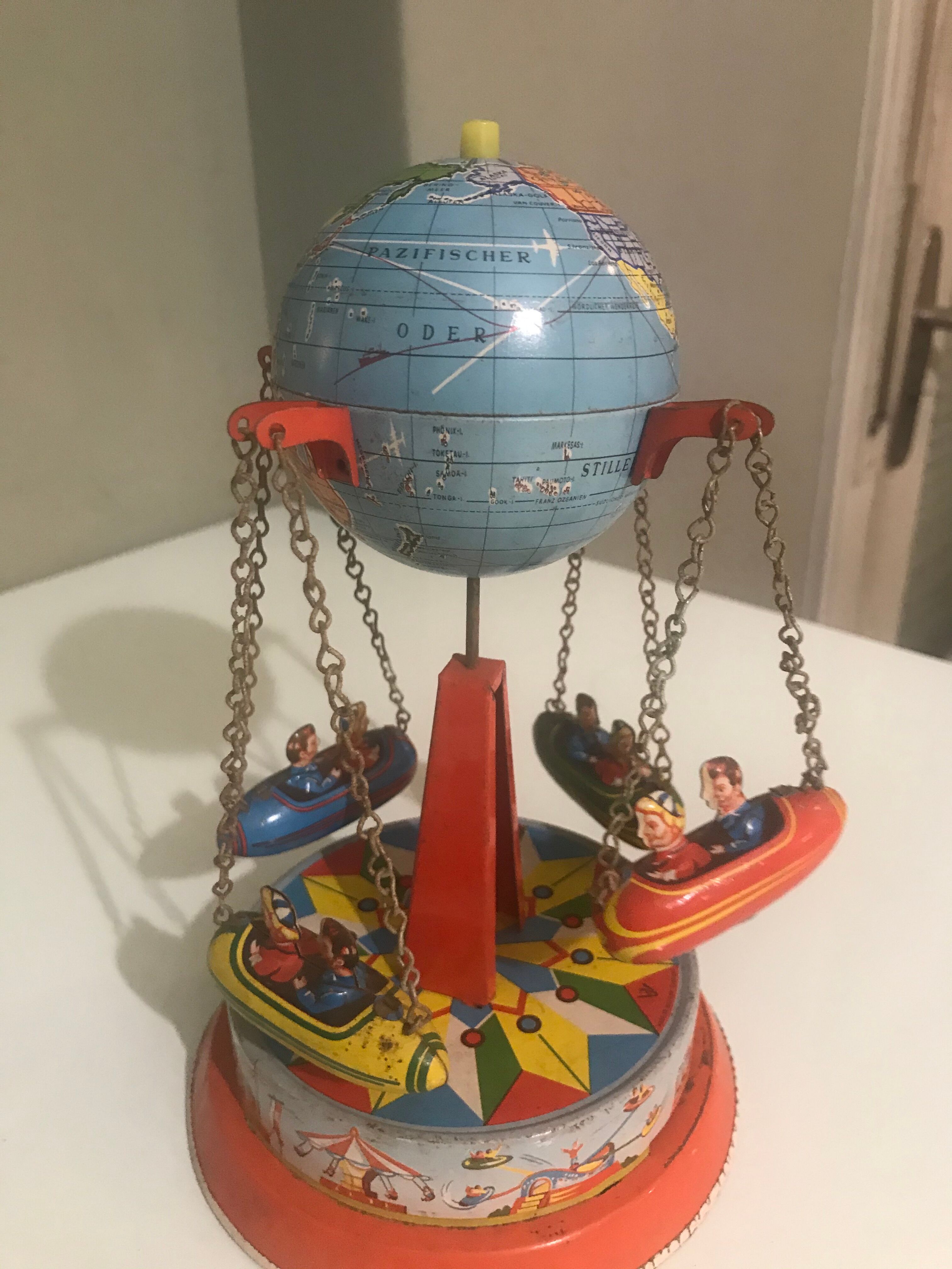 Merry-go-round world