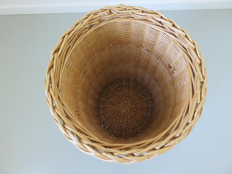 Rattan basket with handles and lid 60/70