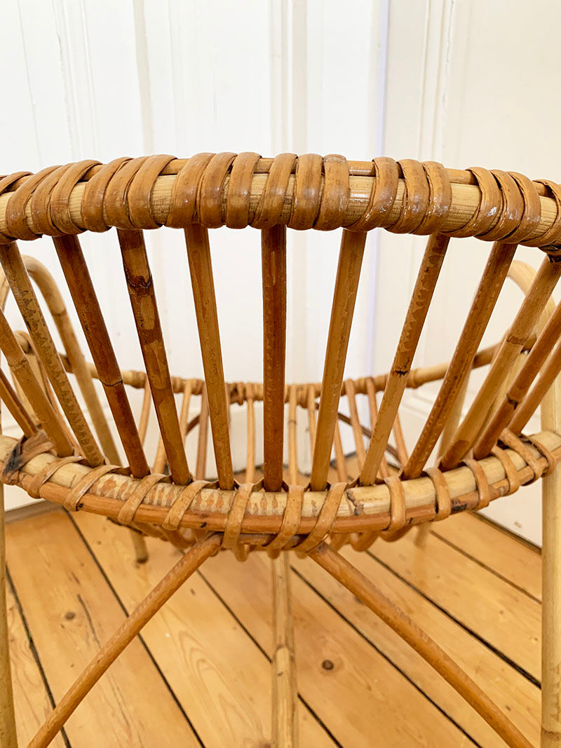 Child chair in rattan