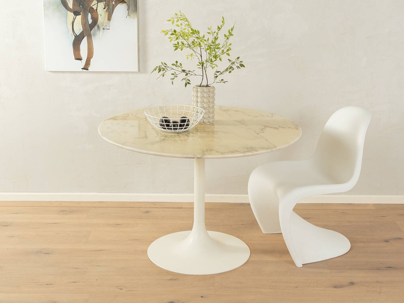 Unique Tulip dining table, Lübke