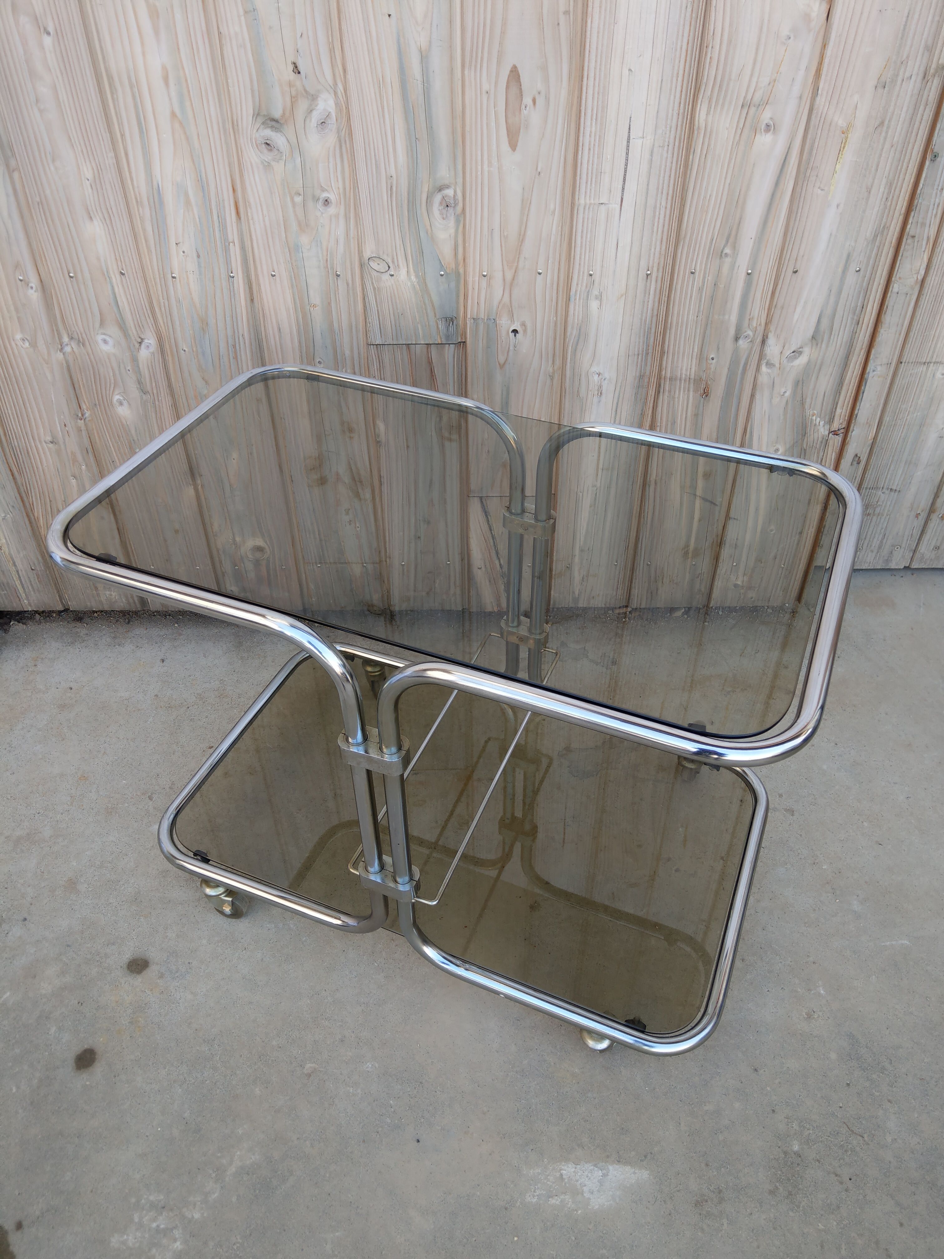 Serving table 70s