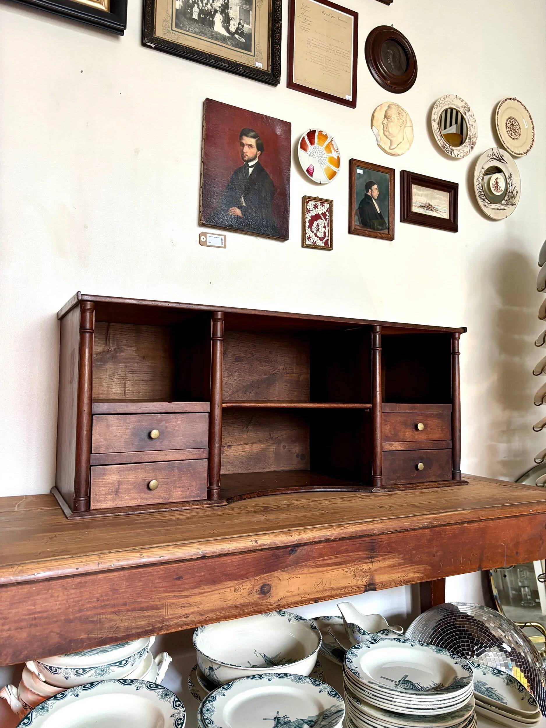 Meuble de rangement, cabinet 4 tiroirs en bois foncé