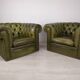 Paire de fauteuils Chesterfield cuir vert