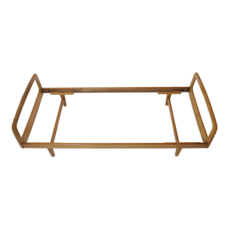 Jacques Hauville, reads Bega editions, 1950.