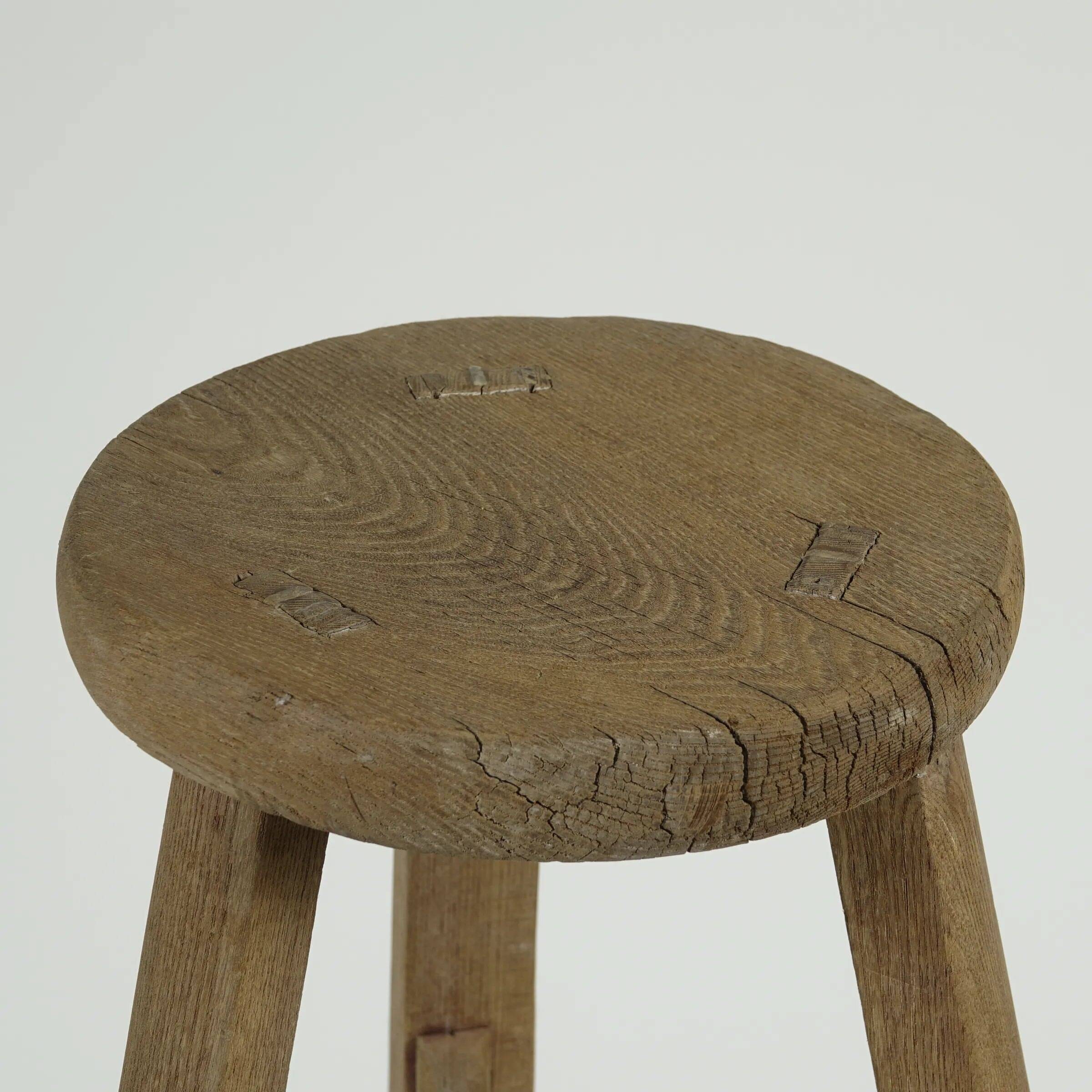 Gong - Antique Chinese pine stool, round seat no. 7