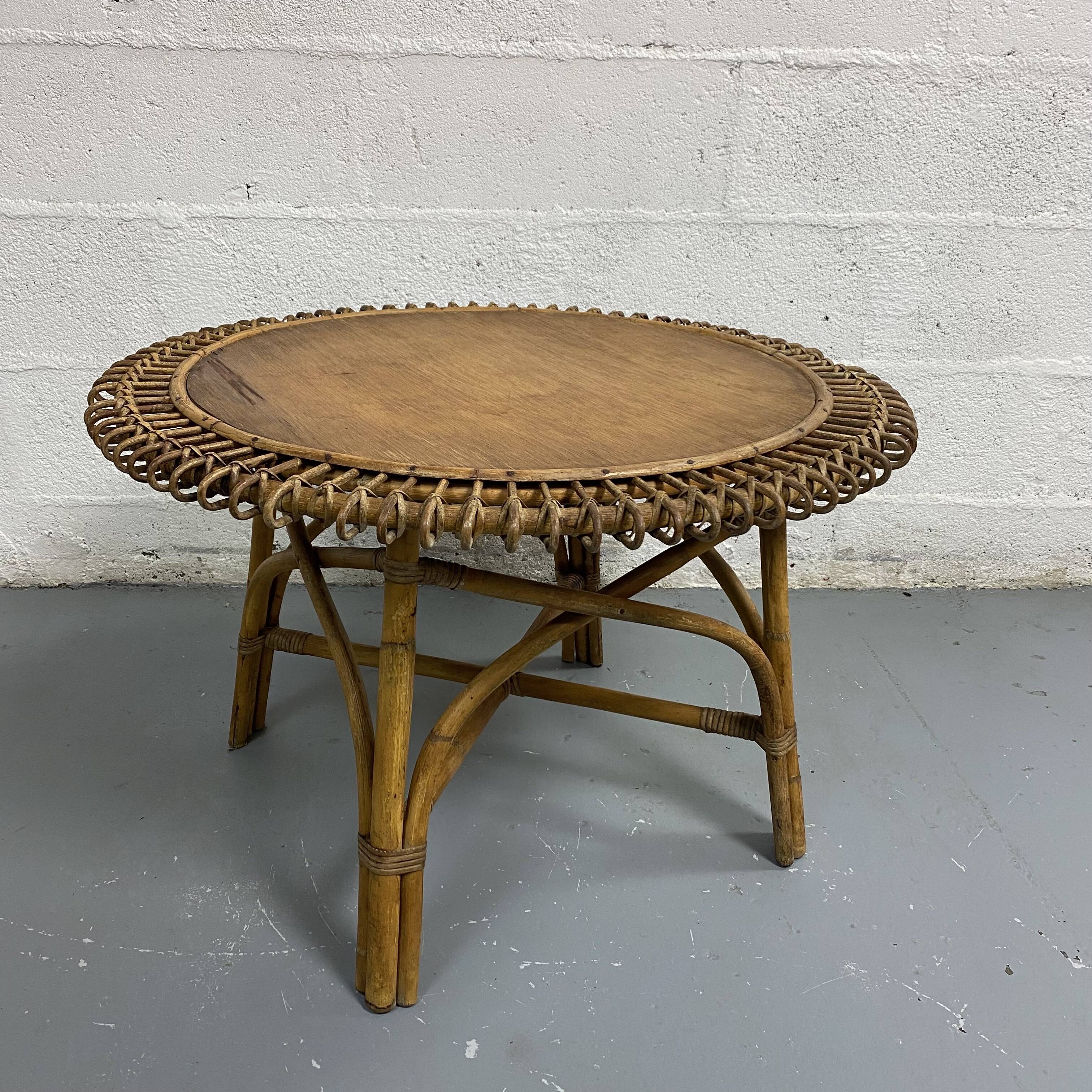 Rattan sun coffee table