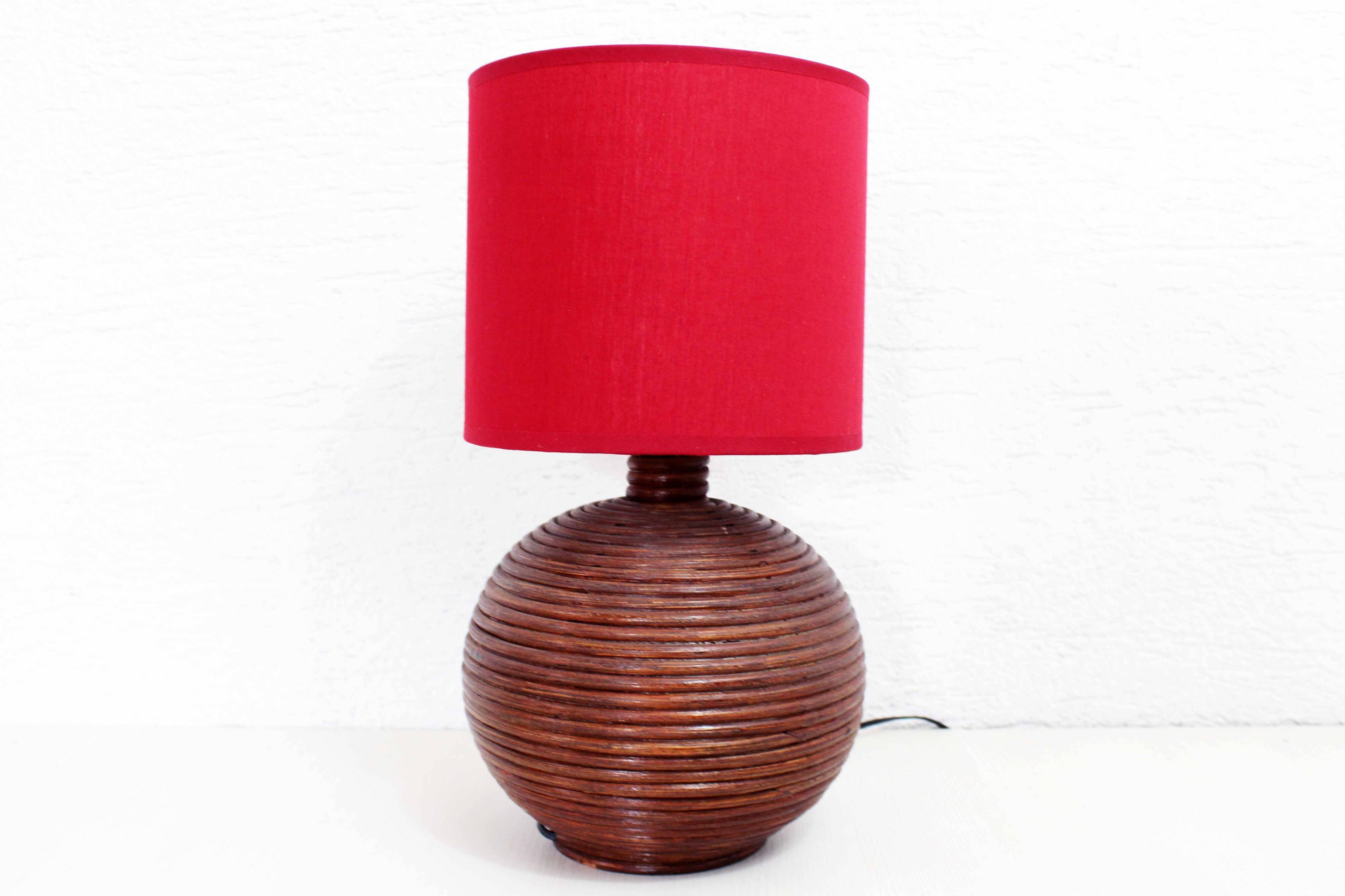 Rattan table lamp