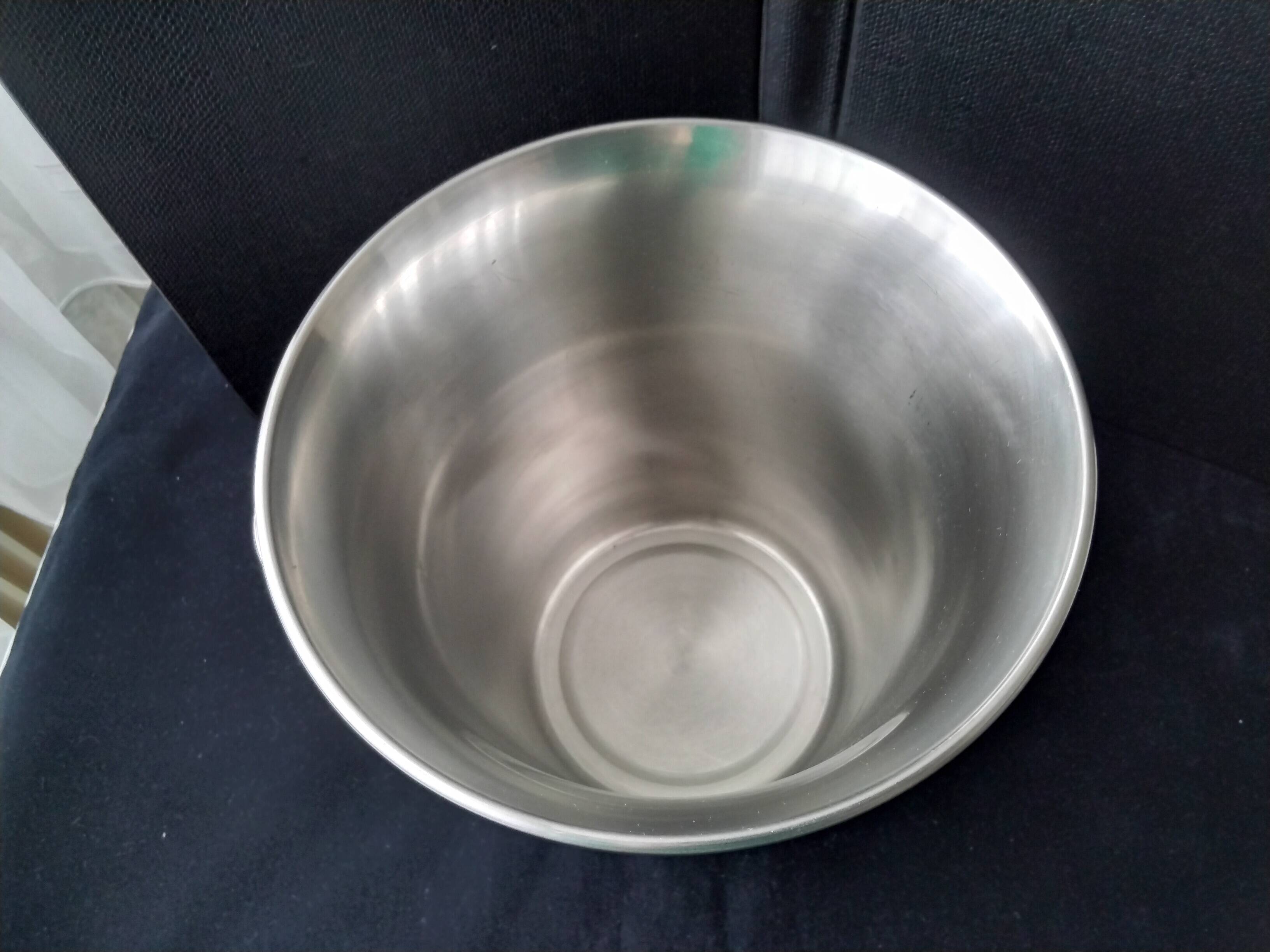 Guy Degrenne satin stainless steel champagne bucket