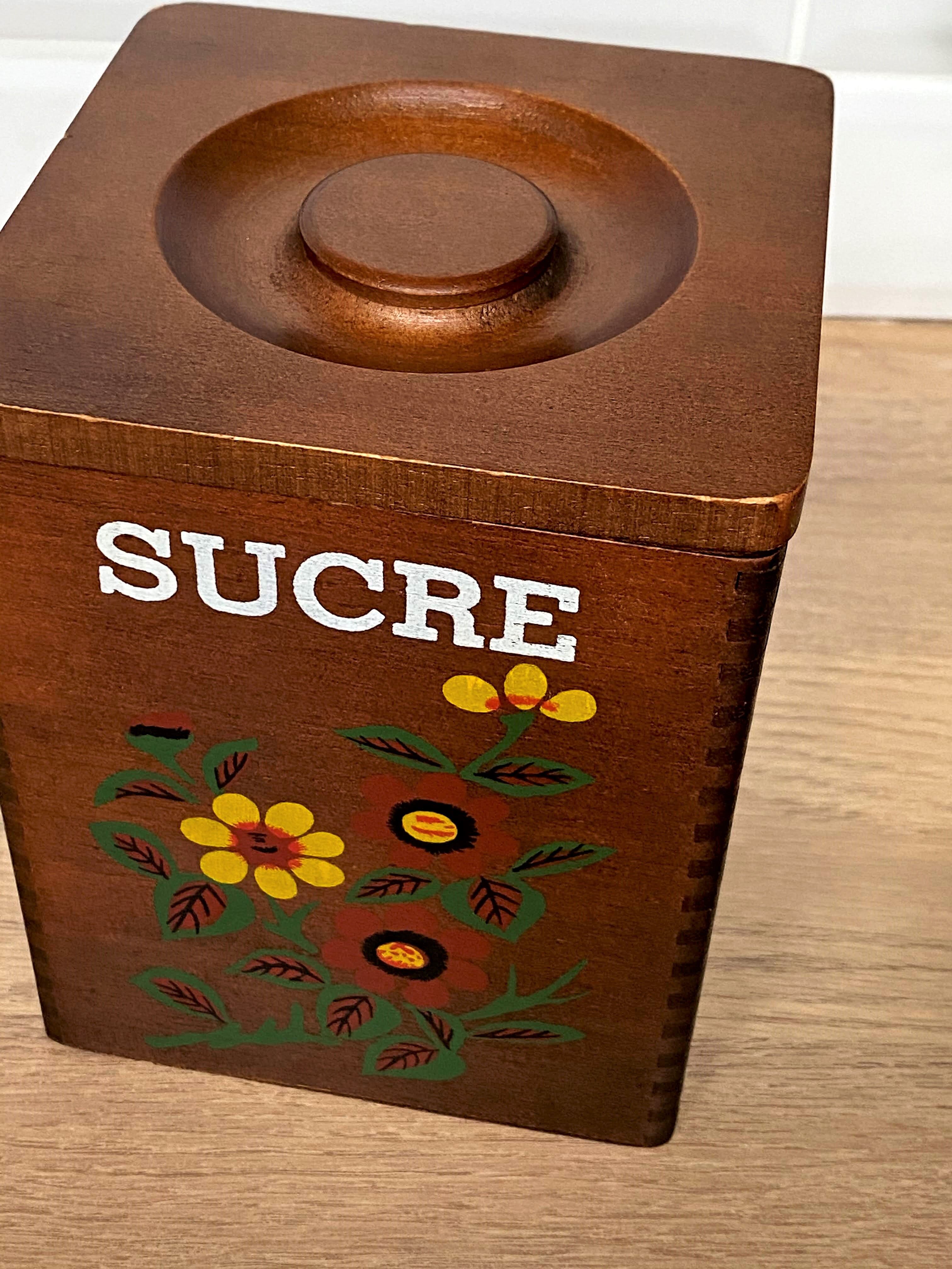 Série de 4 pots à épices en bois