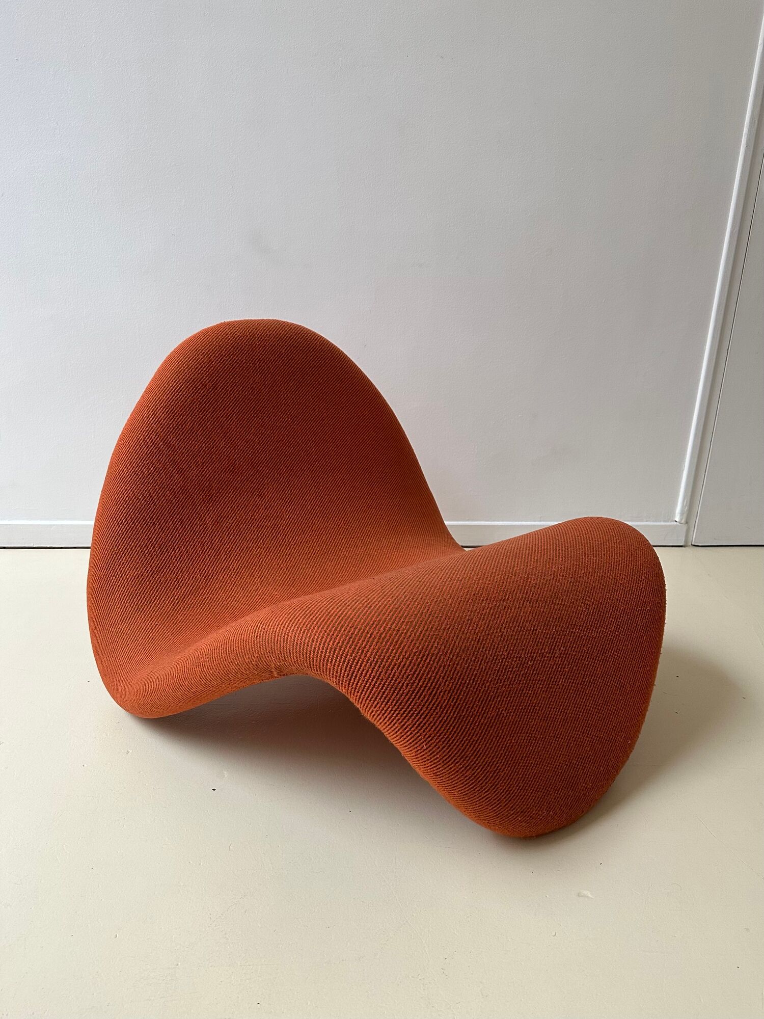 Armchair model 577 "Langue" or "Tongue" by Pierre Paulin, edition Artifort 70s