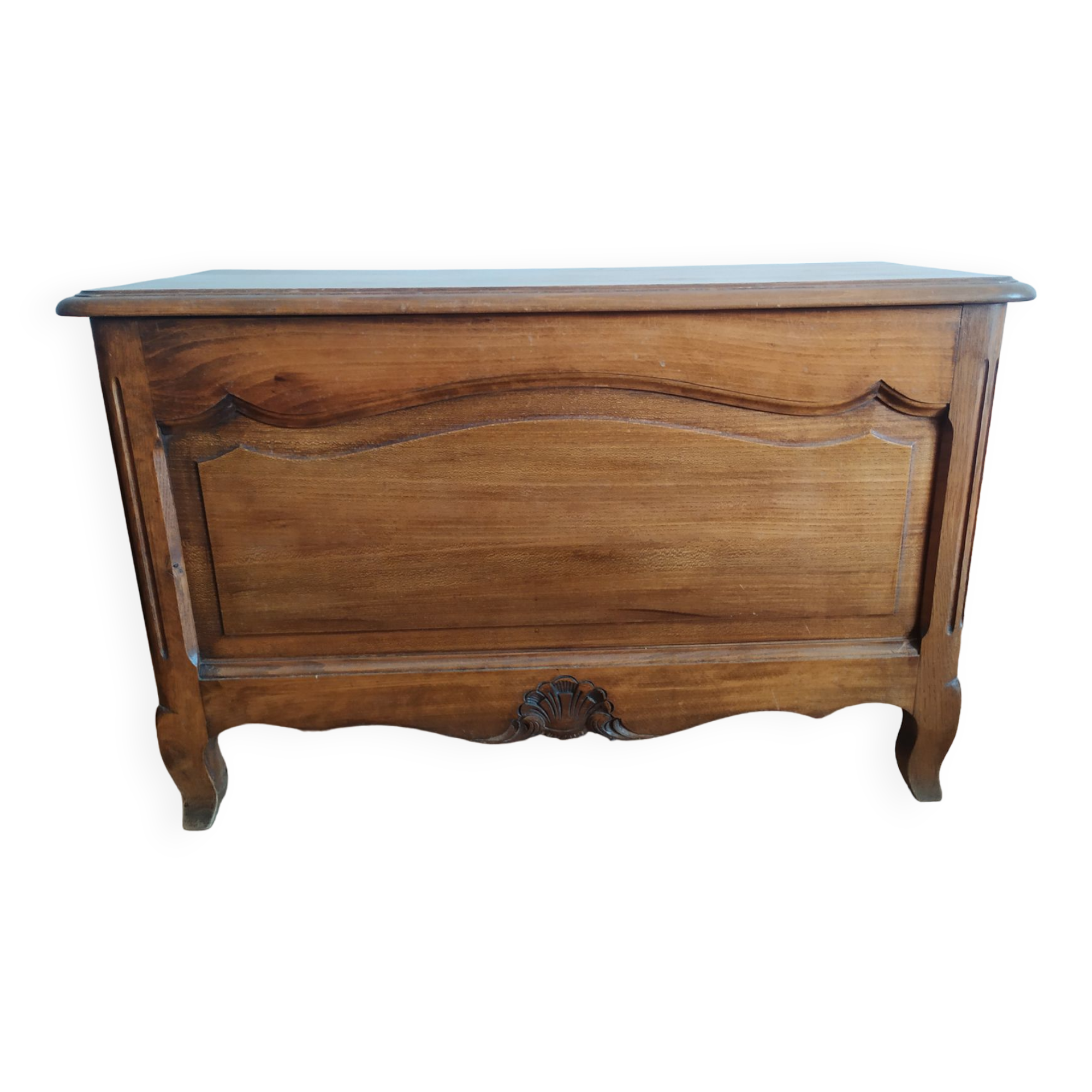 Chest cabinet