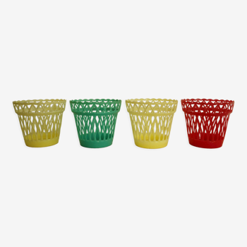 Lot de 4 cache-pot vintage en plastique modèle "Syla"