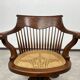Chaise de bureau pivotante en chêne avec siège en rotin