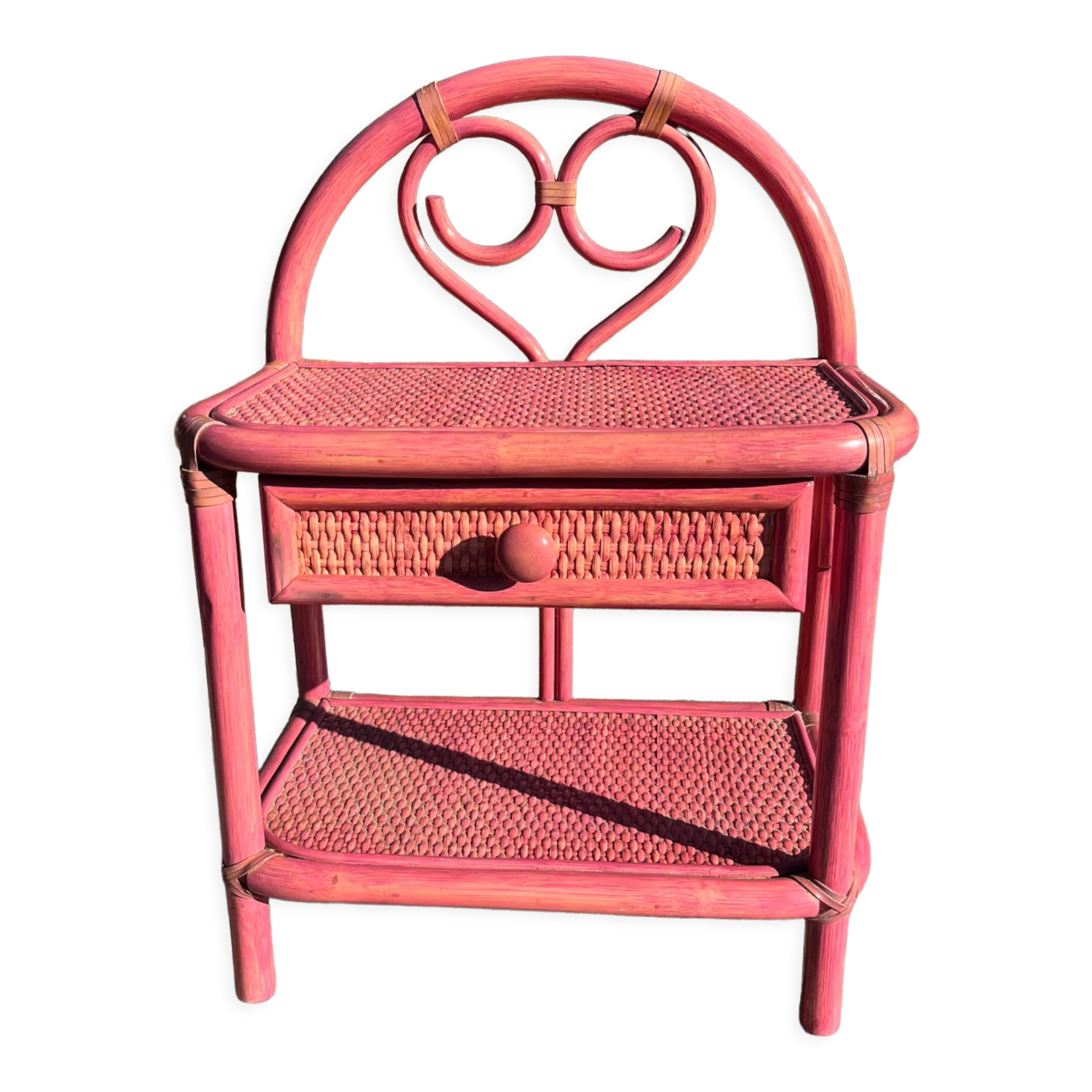 Chevet en rotin rose
