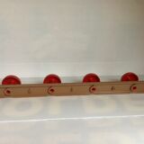Old coat rack grosfillex red and beige