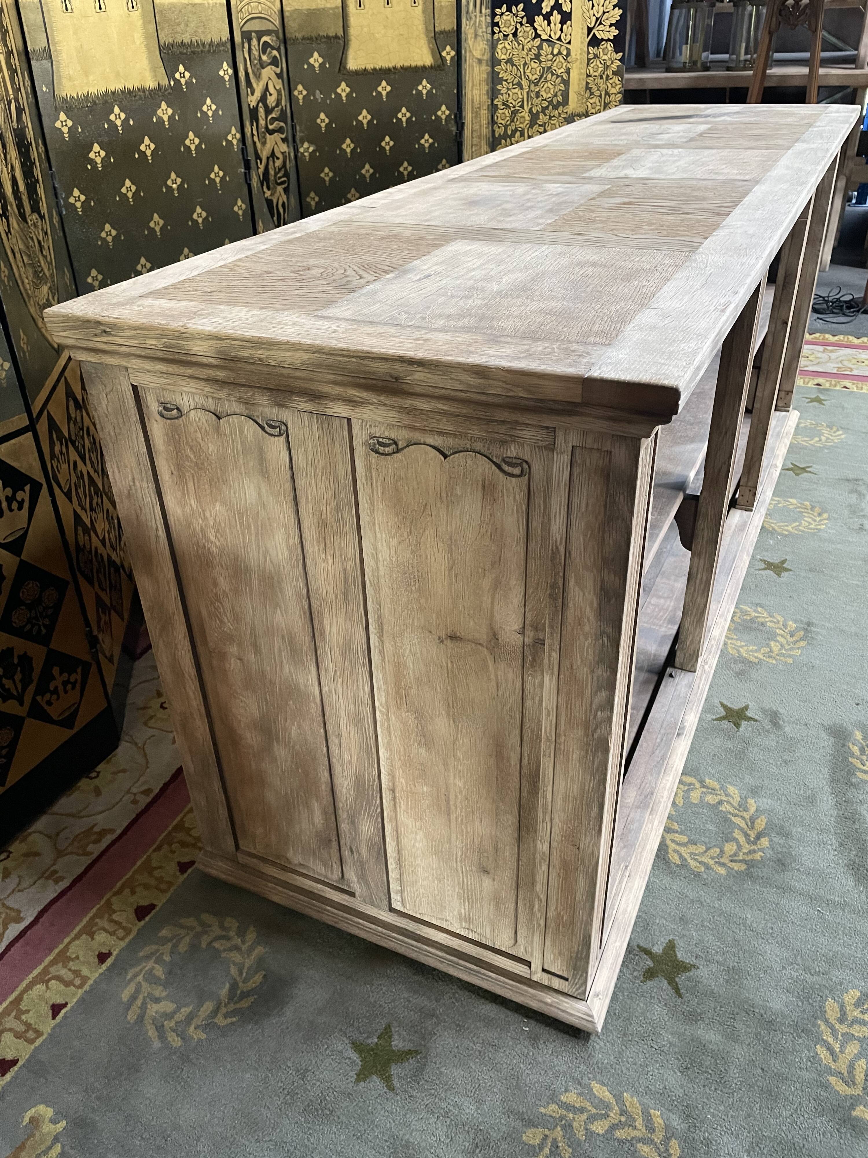 Aero gummed solid oak sideboard