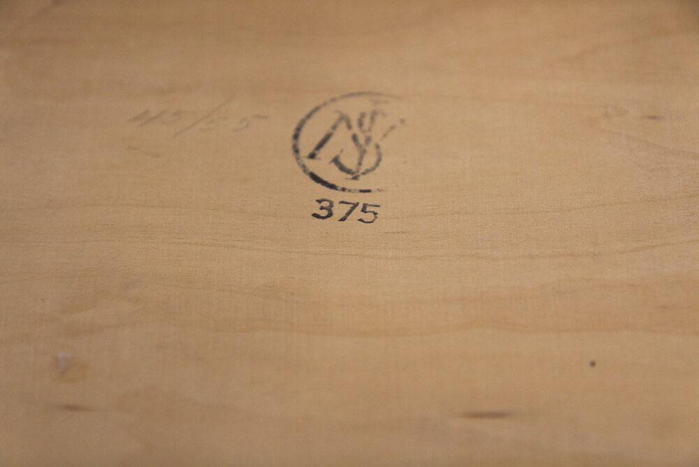 Side table in elm, Swedish Modern, Sweden, 1940