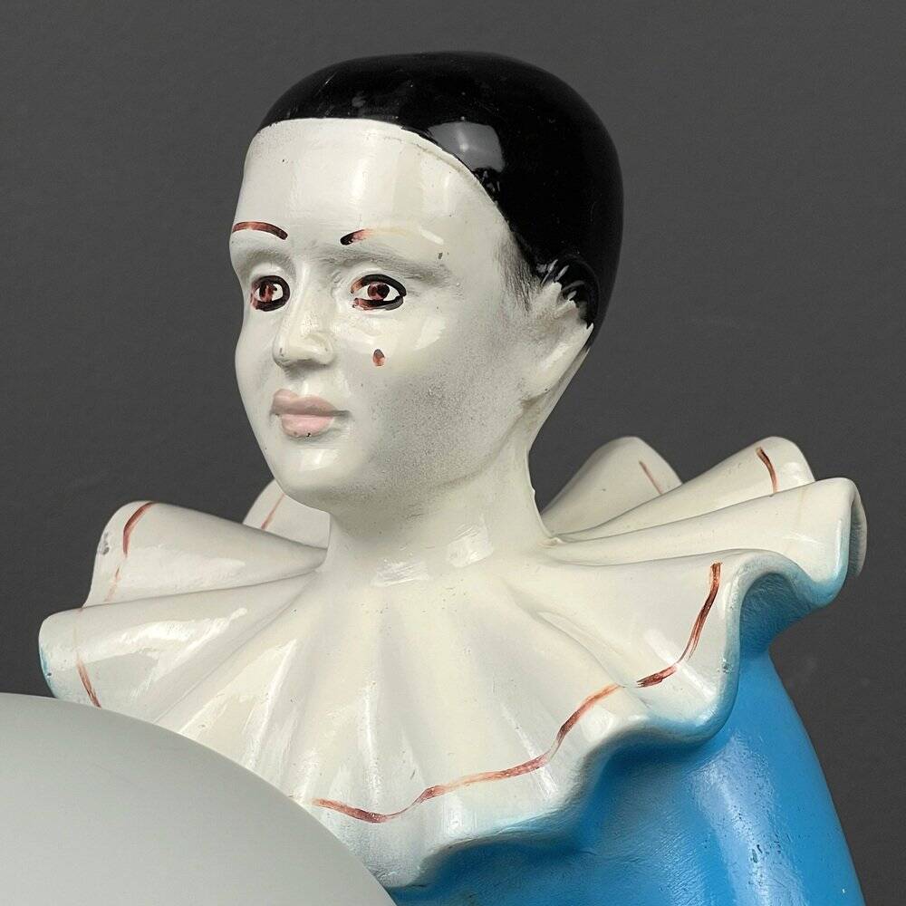 Mid-century Italian Pierrot table lamp in blue ceramic, 1960s.