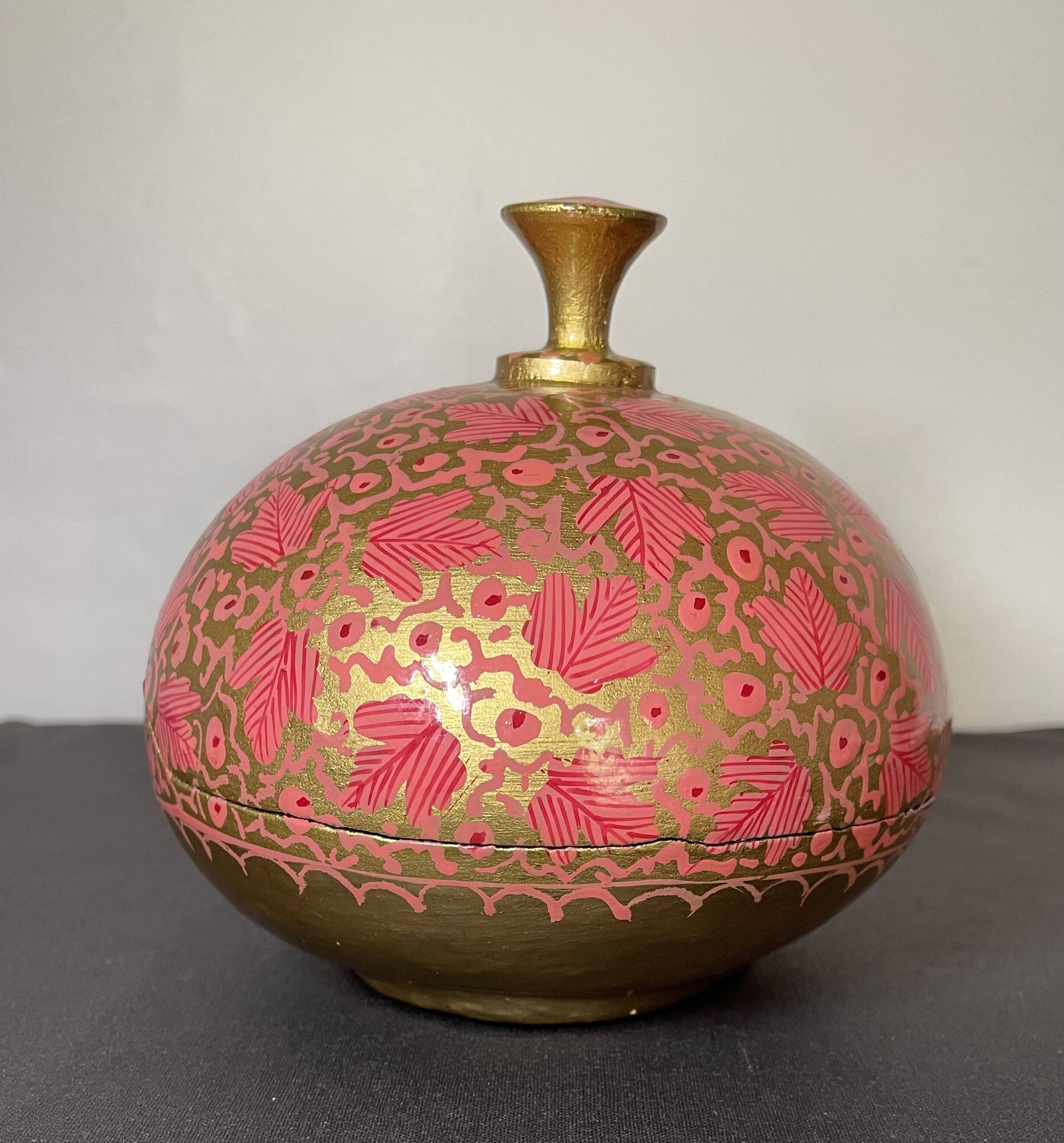 Boîte en papier mâché d’Inde