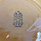 Assiettes en barbotine Gien