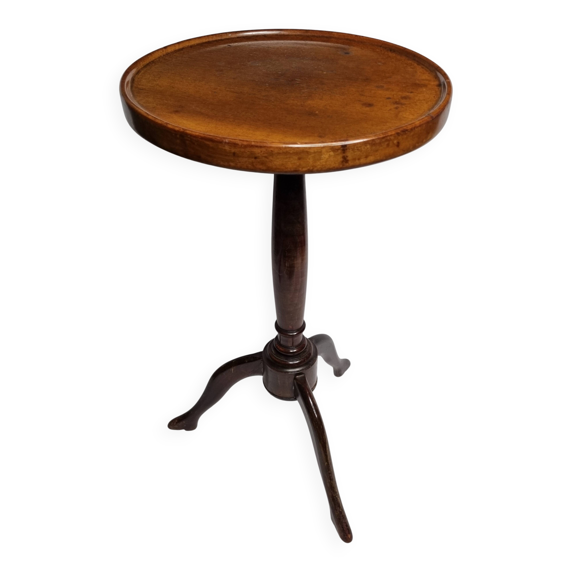 Tripod wooden gueridon, wine table type, English style, 29 cm top.